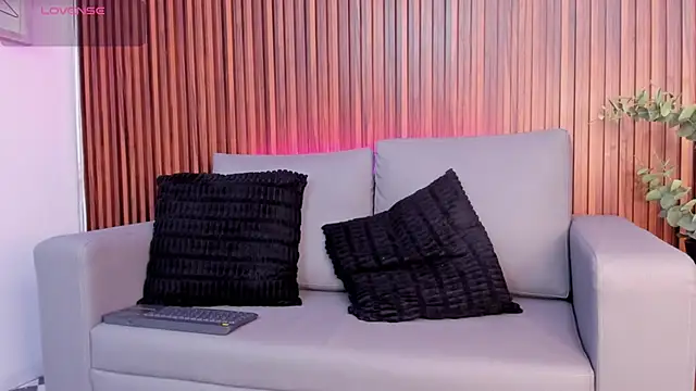 Snapshot of Alex_cute77 chatting on March 6, 2026, 12:22 pm Alex cute77 online show from March 6, 2026, 12:22 pm