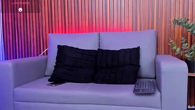 Snapshot of Alex_cute77 chatting on March 11, 2026, 2:11 pm Alex cute77 online show from March 11, 2026, 2:11 pm