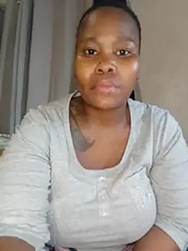 Real1SweetQueen online show from July 28, 2026, 5:34 pm