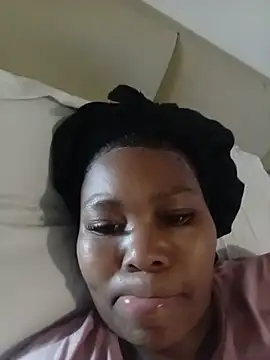 Real1SweetQueen online show from July 24, 2026, 7:26 am
