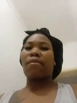 Real1SweetQueen online show from July 23, 2026, 6:44 am