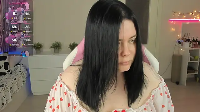 Akemi BBW online show from June 11, 2026, 12:46 pm