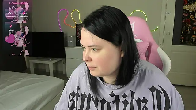 Snapshot of Akemi_BBW chatting on July 25, 2026, 12:11 pm Akemi BBW online show from July 25, 2026, 12:11 pm