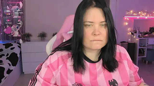 Akemi BBW online show from May 16, 2026, 8:46 am