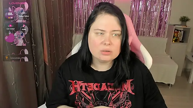 Akemi BBW online show from May 7, 2026, 7:56 am
