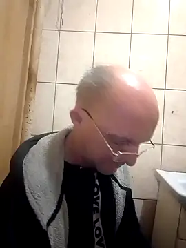 oksana722 online show from January 7, 2026, 5:23 am