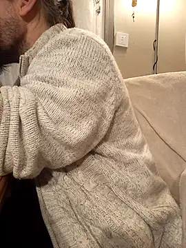 teekoine1 online show from November 12, 2025, 12:48 am