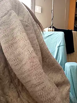 teekoine1 online show from February 3, 2025, 9:19 am