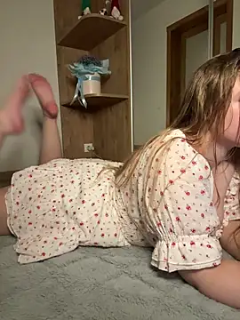 Snapshot of freiiaflower chatting on March 5, 2026, 2:52 am freiiaflower online show from March 5, 2026, 2:52 am