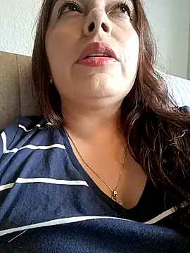 seherlatin online show from November 18, 2025, 5:05 pm