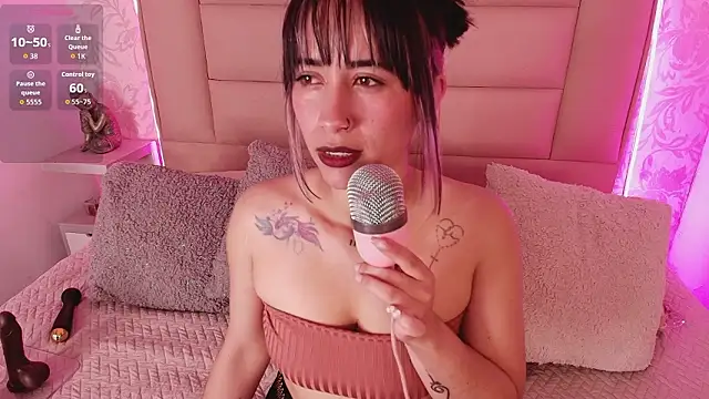 Snapshot of monserrat_towers chatting on March 17, 2026, 1:25 pm monserrat towers online show from March 17, 2026, 1:25 pm