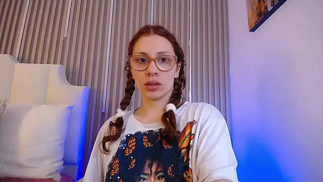 Katy Van online show from May 7, 2026, 9:07 pm