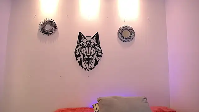 Katy Van online show from February 3, 2026, 8:58 pm