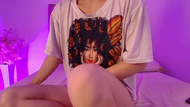 Katy Van online show from September 30, 2025, 4:51 am