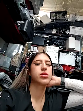 eva-2023 online show from October 8, 2025, 5:24 pm