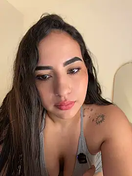 anniesweet02 online show from May 29, 2026, 1:06 pm