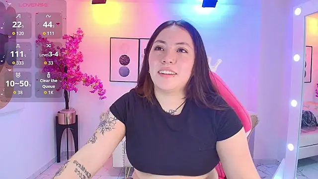 Isa reel online show from November 3, 2025, 7:39 pm