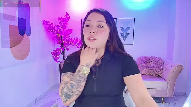 Isa reel online show from October 14, 2025, 7:47 pm