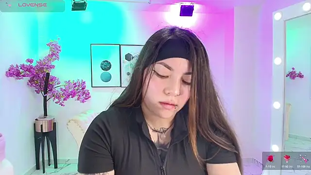 Isa reel online show from September 17, 2025, 7:49 pm