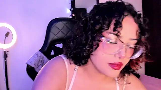 Snapshot of willow_poisson chatting on July 20, 2026, 9:06 pm willow poisson online show from July 20, 2026, 9:06 pm