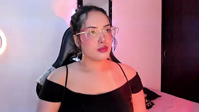 Snapshot of willow_poisson chatting on July 21, 2026, 9:27 pm willow poisson online show from July 21, 2026, 9:27 pm