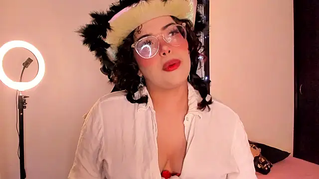 Snapshot of willow_poisson chatting on July 25, 2026, 9:32 pm willow poisson online show from July 25, 2026, 9:32 pm