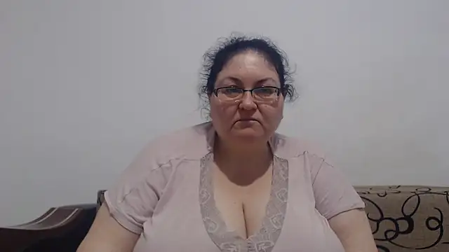 Nykyxo online show from June 4, 2026, 10:42 am