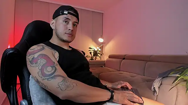 Chriskyle  online show from March 11, 2025, 2:10 am