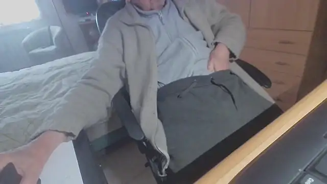 papillonhotofficial online show from February 2, 2025, 9:07 am