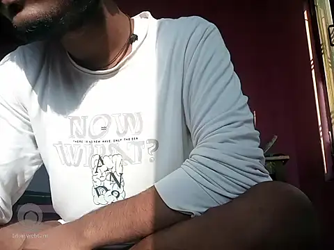 damsexy4 online show from October 17, 2025, 2:26 am