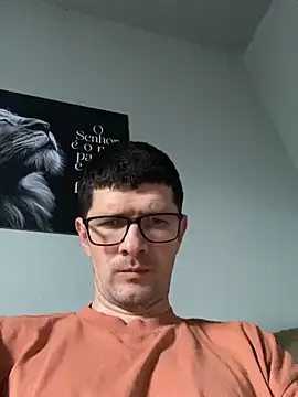 Juliano2289 online show from June 6, 2026, 7:19 pm