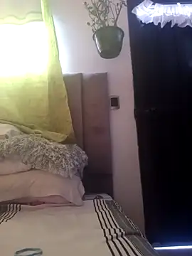 CurvySara1 online show from September 9, 2025, 9:13 pm