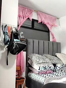 CurvySara1 online show from January 15, 2026, 8:45 pm