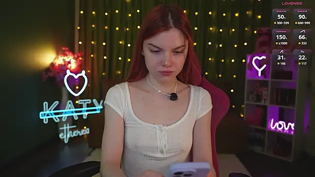 Snapshot of Katy__Ethereal chatting on September 20, 2025, 2:38 am Katy Ethereal online show from September 20, 2025, 2:38 am