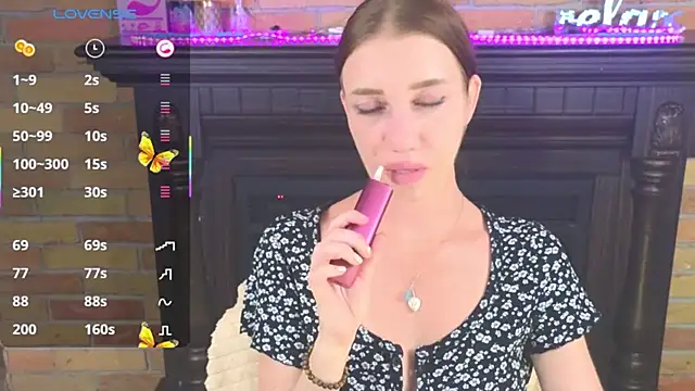 Snapshot of AlexaStoun chatting on August 2, 2026, 4:15 pm AlexaStoun online show from August 2, 2026, 4:15 pm