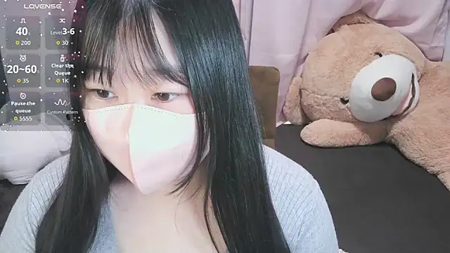 Snapshot of yuinyan3150 chatting on September 11, 2025, 12:10 am yuinyan3150 online show from September 11, 2025, 12:10 am