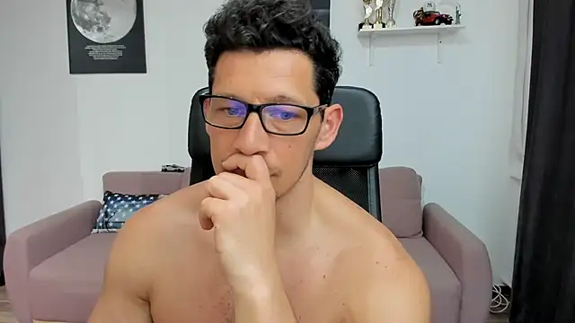 BrutusK08 online show from March 13, 2025, 2:01 pm