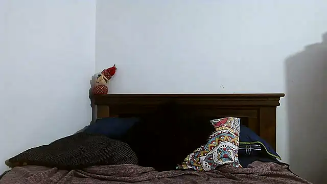 AngelinaPaker online show from February 5, 2025, 1:54 pm