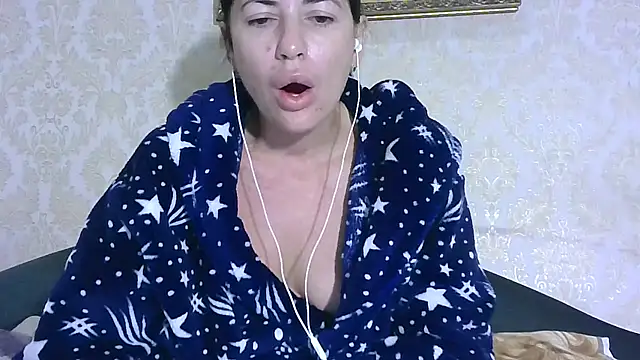 StunnigArt online show from September 30, 2025, 1:44 am