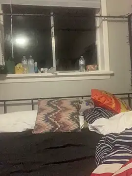KittyLoroi online show from November 17, 2025, 4:05 am