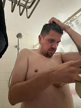 kennyboycum online show from August 3, 2026, 12:41 am