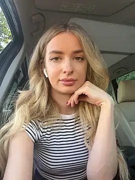 EvieEvans online show from May 29, 2026, 5:08 pm