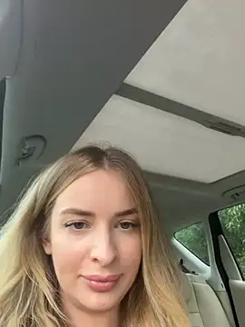 EvieEvans online show from July 22, 2026, 5:15 pm