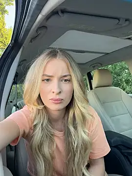 EvieEvans online show from July 11, 2026, 4:51 pm
