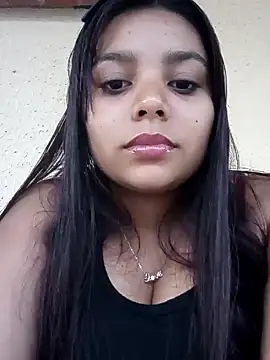 stefanie010 online show from January 18, 2025, 11:11 pm