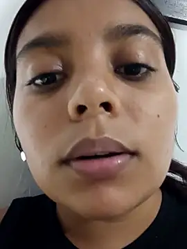 stefanie010 online show from February 16, 2025, 2:43 pm