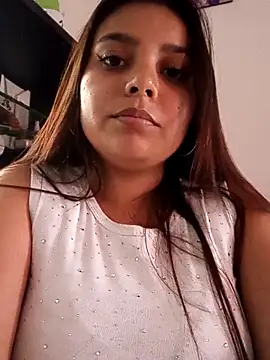 stefanie010 online show from October 3, 2025, 7:37 pm