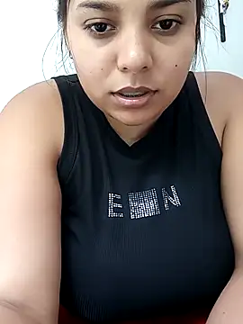 Snapshot of stefanie010 chatting on March 7, 2026, 7:19 pm stefanie010 online show from March 7, 2026, 7:19 pm