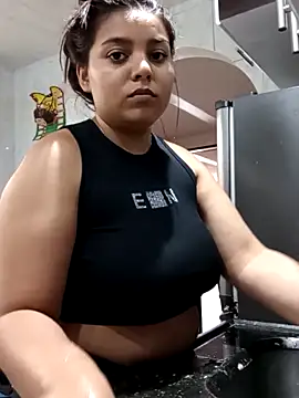 stefanie010 online show from October 4, 2025, 7:48 pm