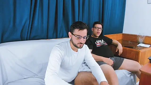  Araboys  online show from November 29, 2025, 4:12 am